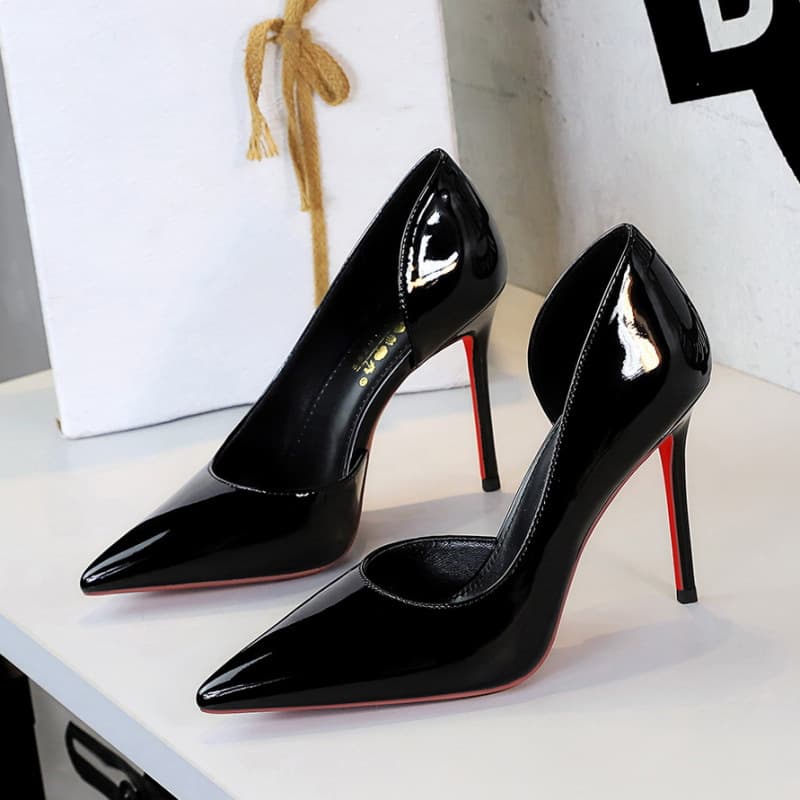 Fashionable Low-Cut Slimming Ultra-High Heel Pumps, European-American Style Banquet Patent Leather Stiletto Side Cutout High Heels for Women, Outdoor Wear