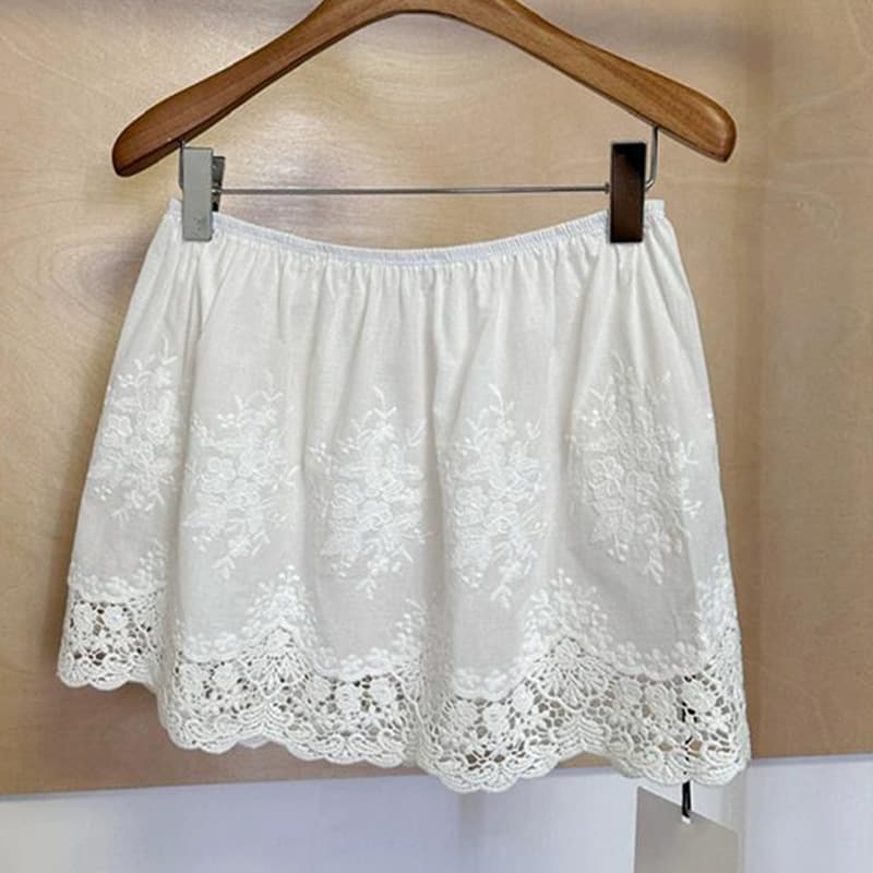 Sweatshirt bottoming hem to cover butt curtain leggings for women autumn and winter short lace skirt to cover buttocks skirt cover