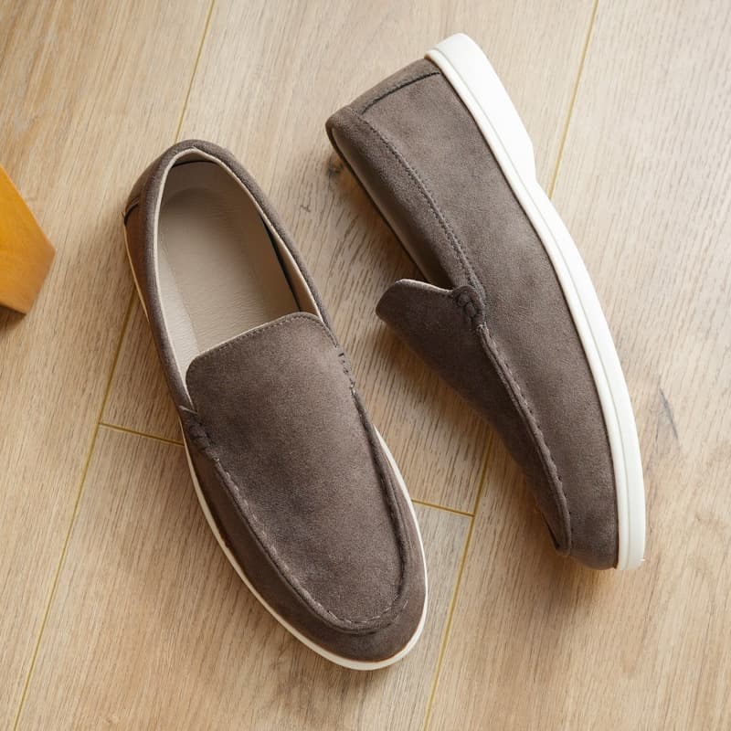 Slip-on Loafer Men's Cross-border Hot Selling Moccasin Suede Loafers Soft Sole Lightweight Comfortable Men's Shoes Drop Shipping