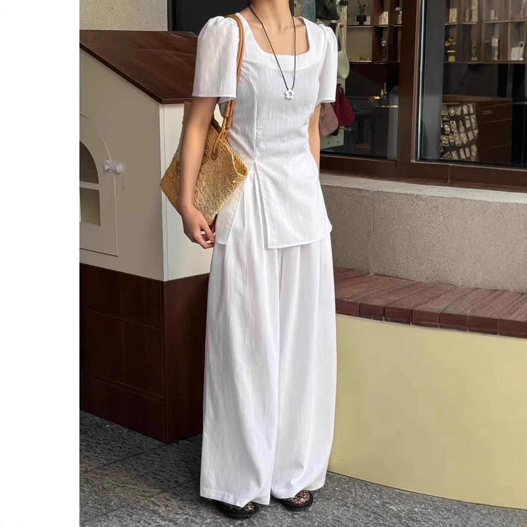 Plus Size Women's Outfit Set: Square Neck Split Short Sleeve Top with Elastic Waist Wide Leg Pants for Curvy Women