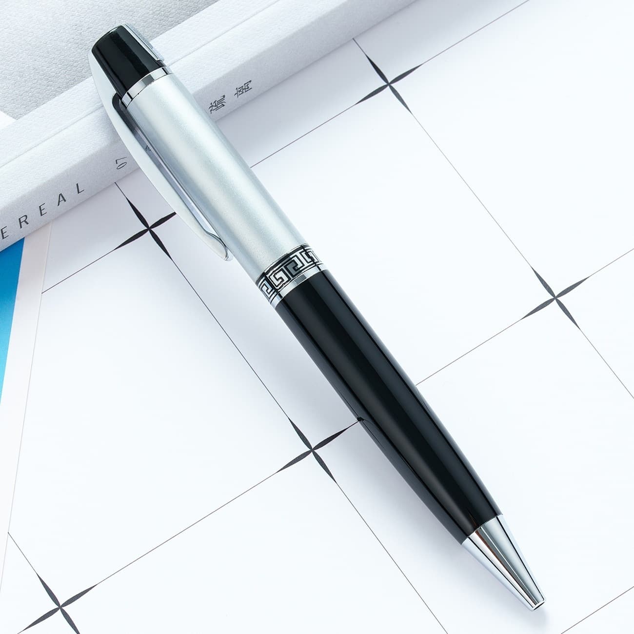 Business Black Metal Ballpoint Pen Wholesale Smooth Writing Ballpoint Pen Hotel Conference Gift Pen Twist Medium Oil Pen