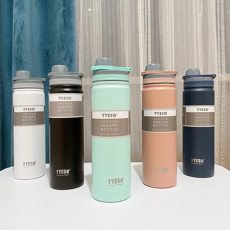 Large Capacity Insulated Water Bottle for Outdoor Sports, Simple and Creative Portable 304 Stainless Steel Cup for Men and Women