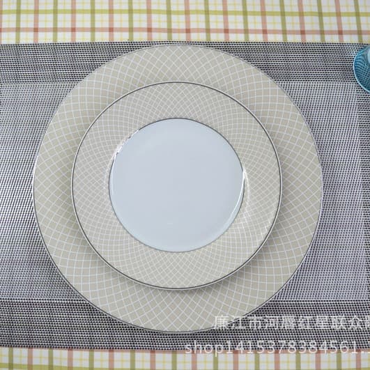 High-temperature ceramic embossed grid steak plate, dim sum plate, breakfast plate, cake plate, buffet plate, household serving dish