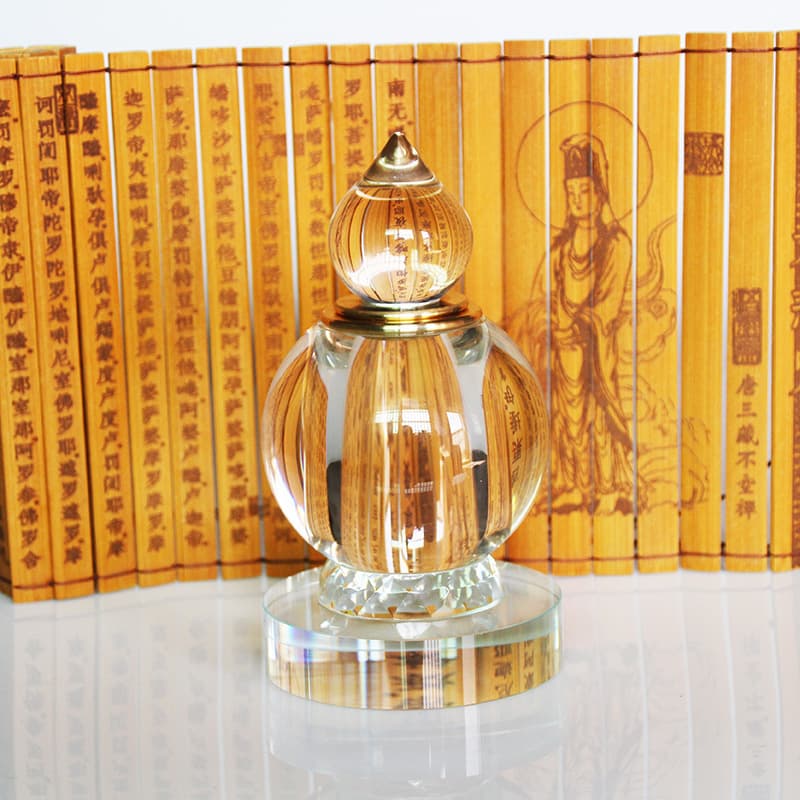 Large Enshrinement for Making Connections, Medium Crystal Stupa Ornament, Offering Relics, Buddha Pagoda Gau Box Craft Ornament