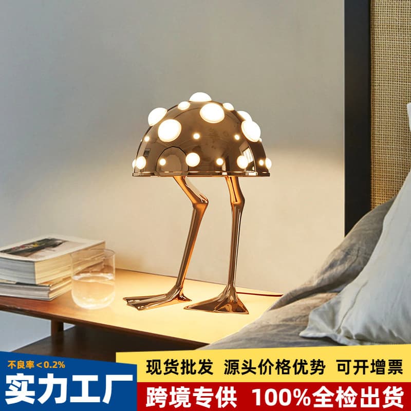 New Cross-Border Space Duck Solid Brass Table Lamp, American Style Bedside Dimmable Desk Decorative Duck Foot Lamp