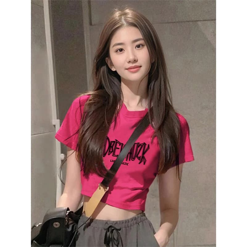 Trendy American-Style Short-Sleeve T-Shirt for Women, Summer Slim-Fit Design, Flattering and Stylish Crop Top