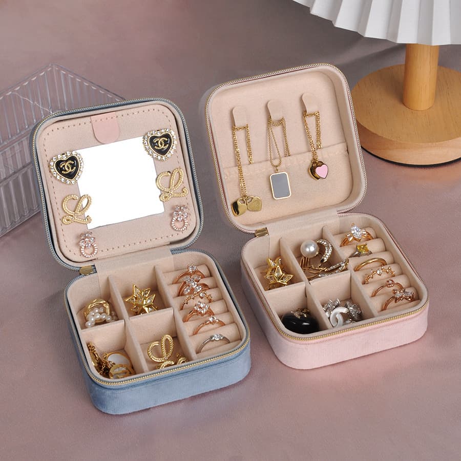 Cross-Border Jewelry Box Velvet Box Mini Jewelry High-End Retro Jewelry Storage Box Gift Box Necklace Ring Box