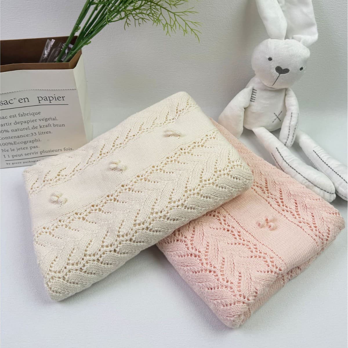 Processing and customization of Class A infant knitted blanket, air-conditioning blanket, nap blanket, newborn blanket, universal ins style for all seasons