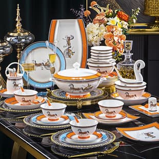 Dinnerware Set Home European Gold Rim Jingdezhen Ceramic Tableware Set Ceramic Bowls Plates Spoons Gift Porcelain Wholesale