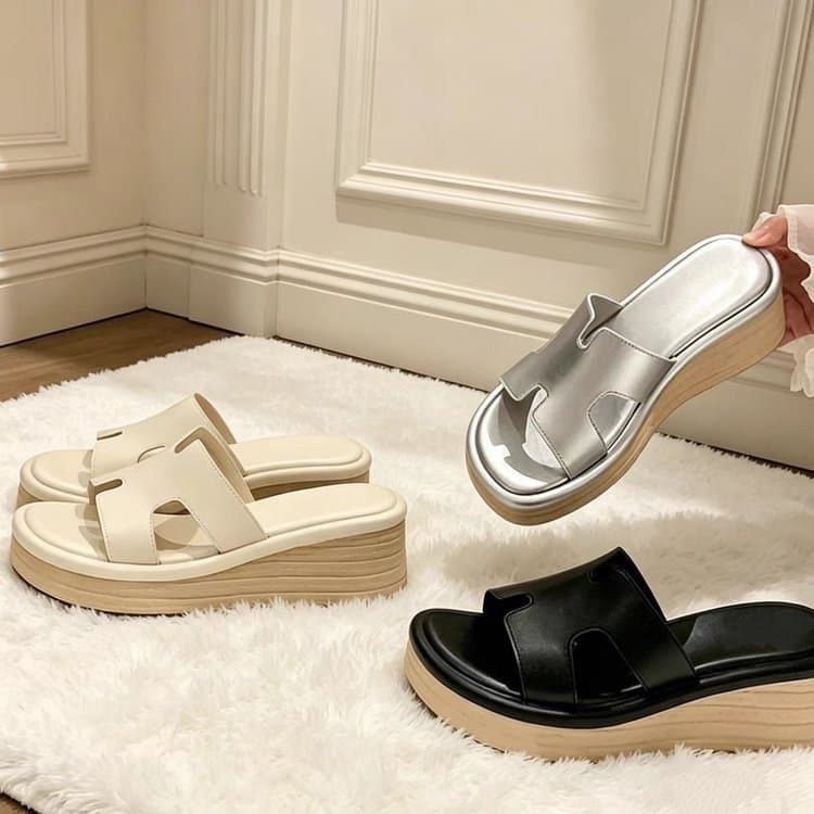 Summer New Platform Slide Sandals for Women, H-Letter Elevated Style, Soft Sole Outdoor Casual Slippers, Waterproof Wedge Heel Trendy