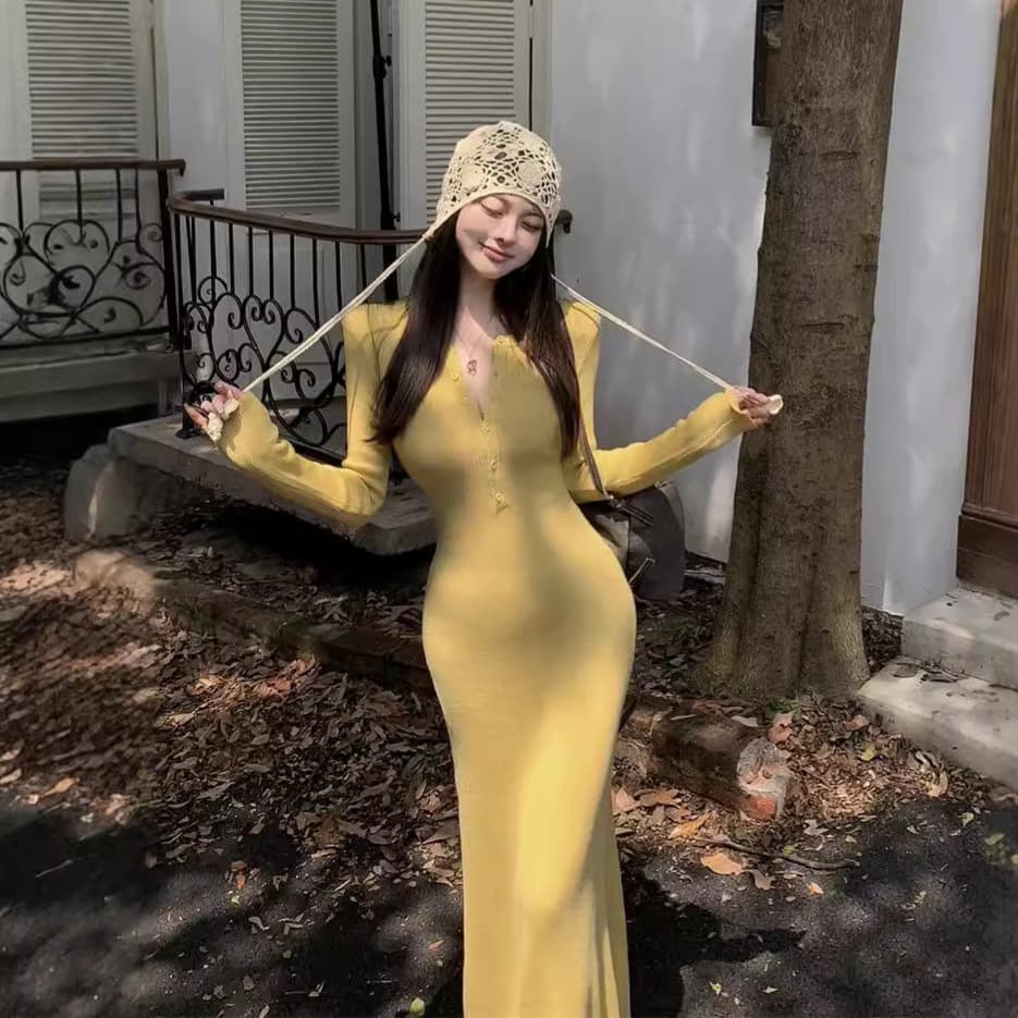 Korean Style Yellow V-Neck Long Sleeve Knit Dress for Women, Flattering Skin Tone, Slim Fit Bodycon Midi Dress