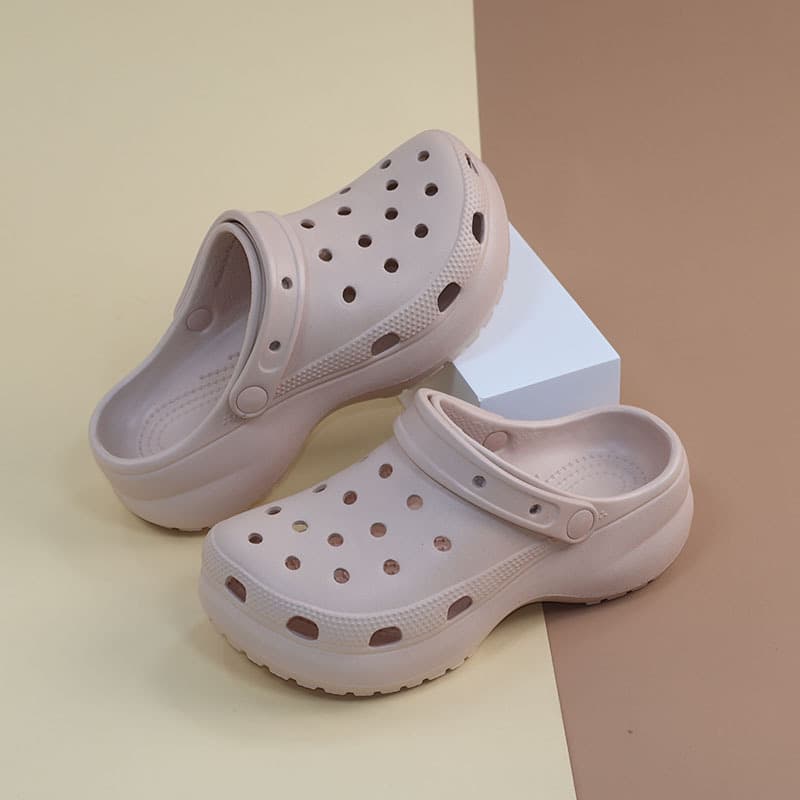 Cloud Unmarked Croc Sandals Parent-Child Style Outdoor EVA Slippers Elevated Thick Sole Anti-Odor Slippers Wholesale Croc Sandals Women
