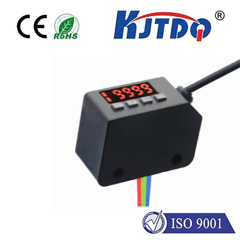 Digital Display Color Sensor KJT-YED02-WMR11 with RGB Three-Color Light Source, Fine Color Resolution