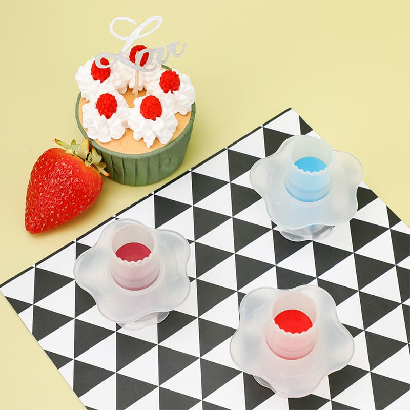 Cupcake Corer Pastry Hollowing Tool Simulation Cake Decoration Utensil Mold Creative Handmade Purple Color