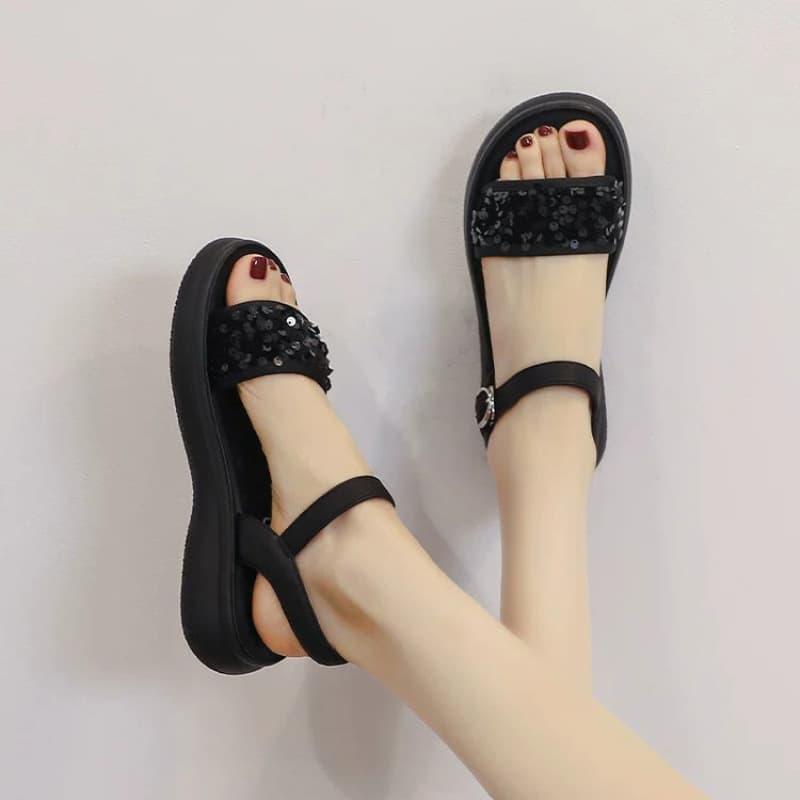 Sandals 2026 Summer New Style Outdoor Casual Versatile One-Strap with Dress Thick Sole Fashion Sandals