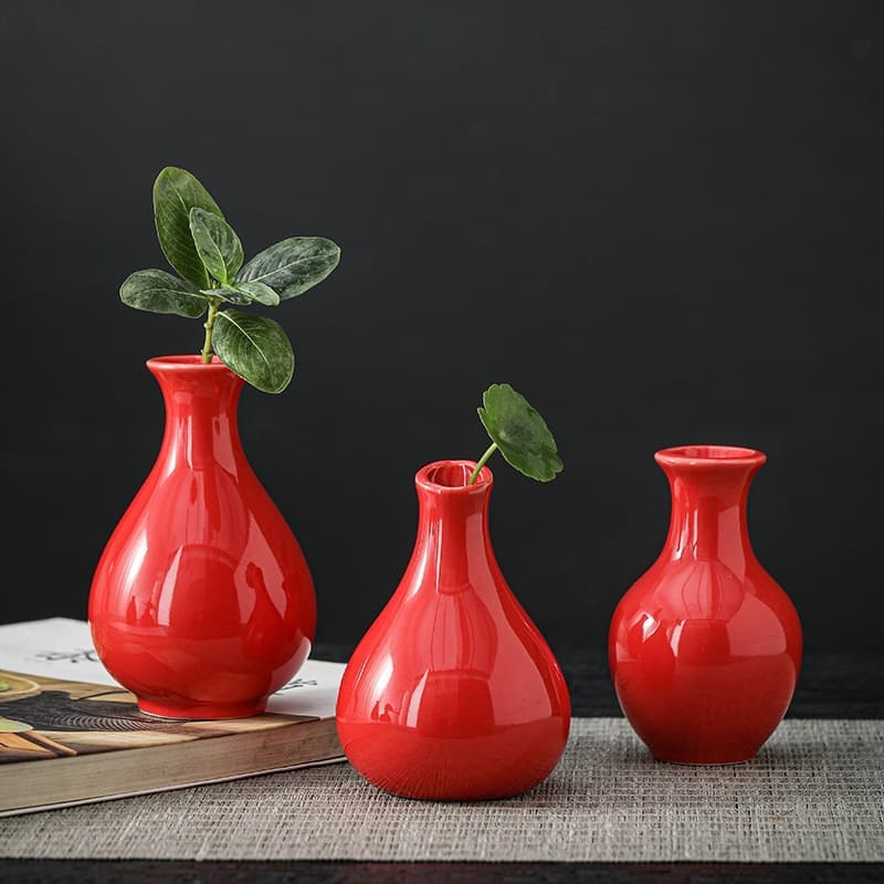 Red Retro Ceramic Small Vase for Wedding, Housewarming, New Year, Aromatherapy Bottle, Desktop Tea Ceremony, Hydroponic Decorative Ornament