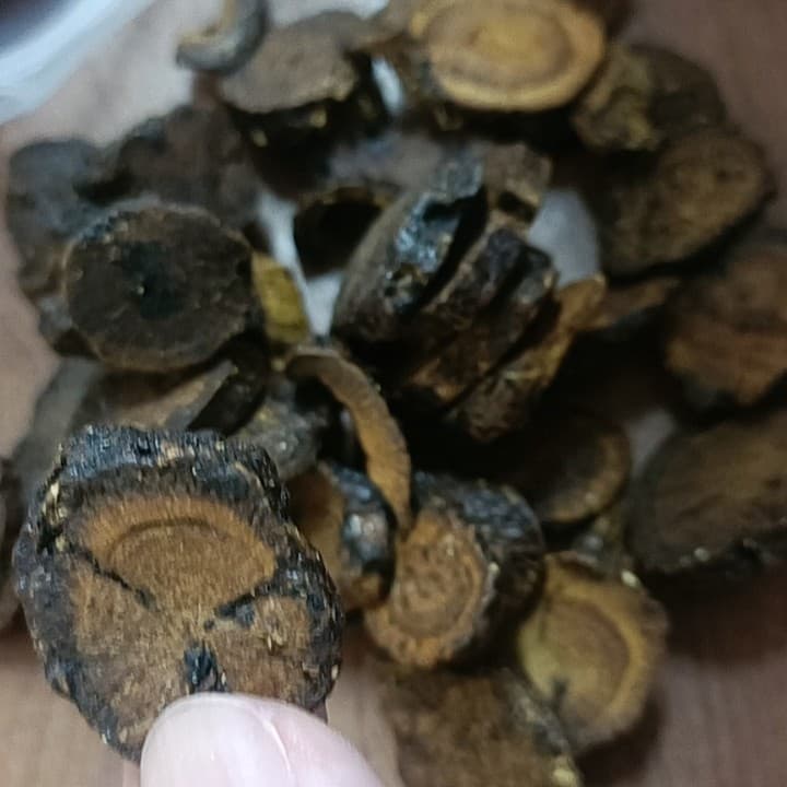 Deyin roasted licorice root in various specifications and origins, 1000g per bag, available for wholesale.