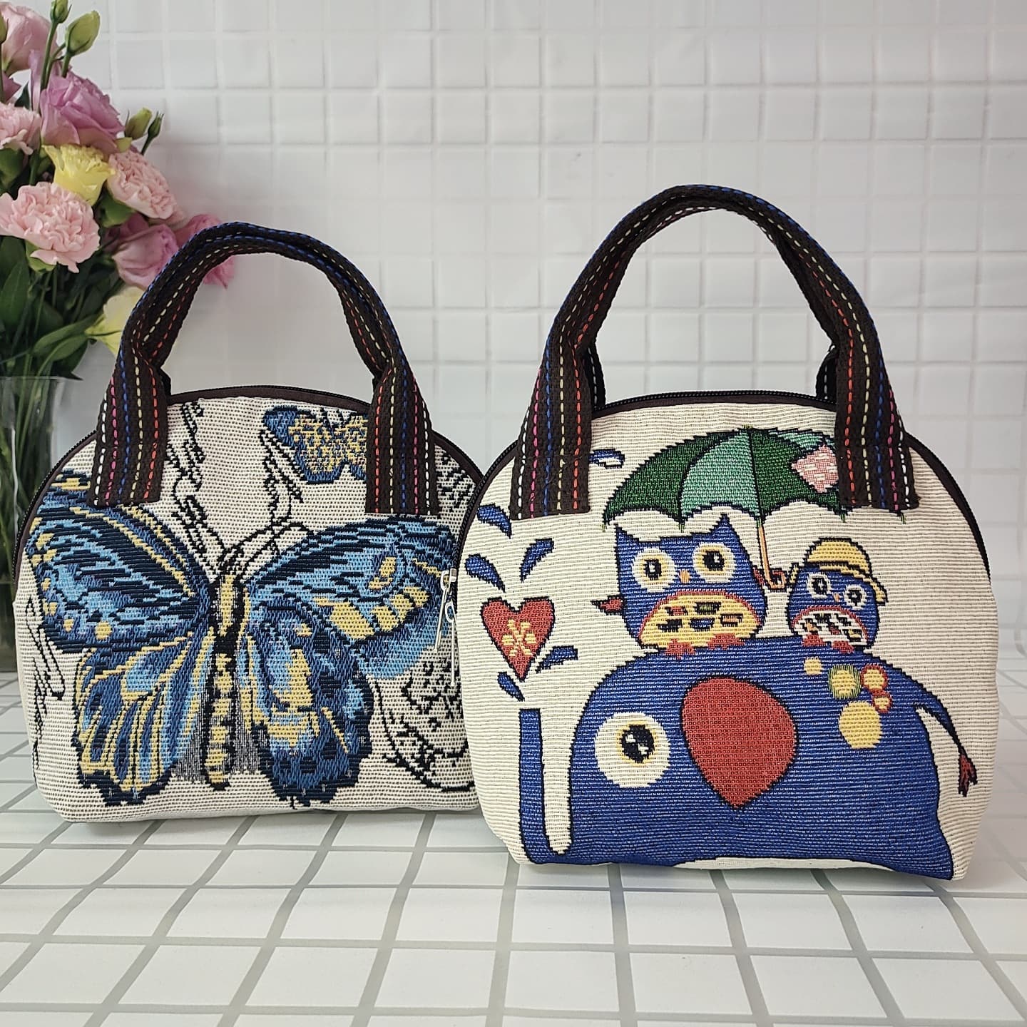 2026 New Canvas Bag Embroidered Shell-Shaped Handheld Small Bag Phone Bag Coin Bag Grocery Bag Ethnic Style Grocery Bag