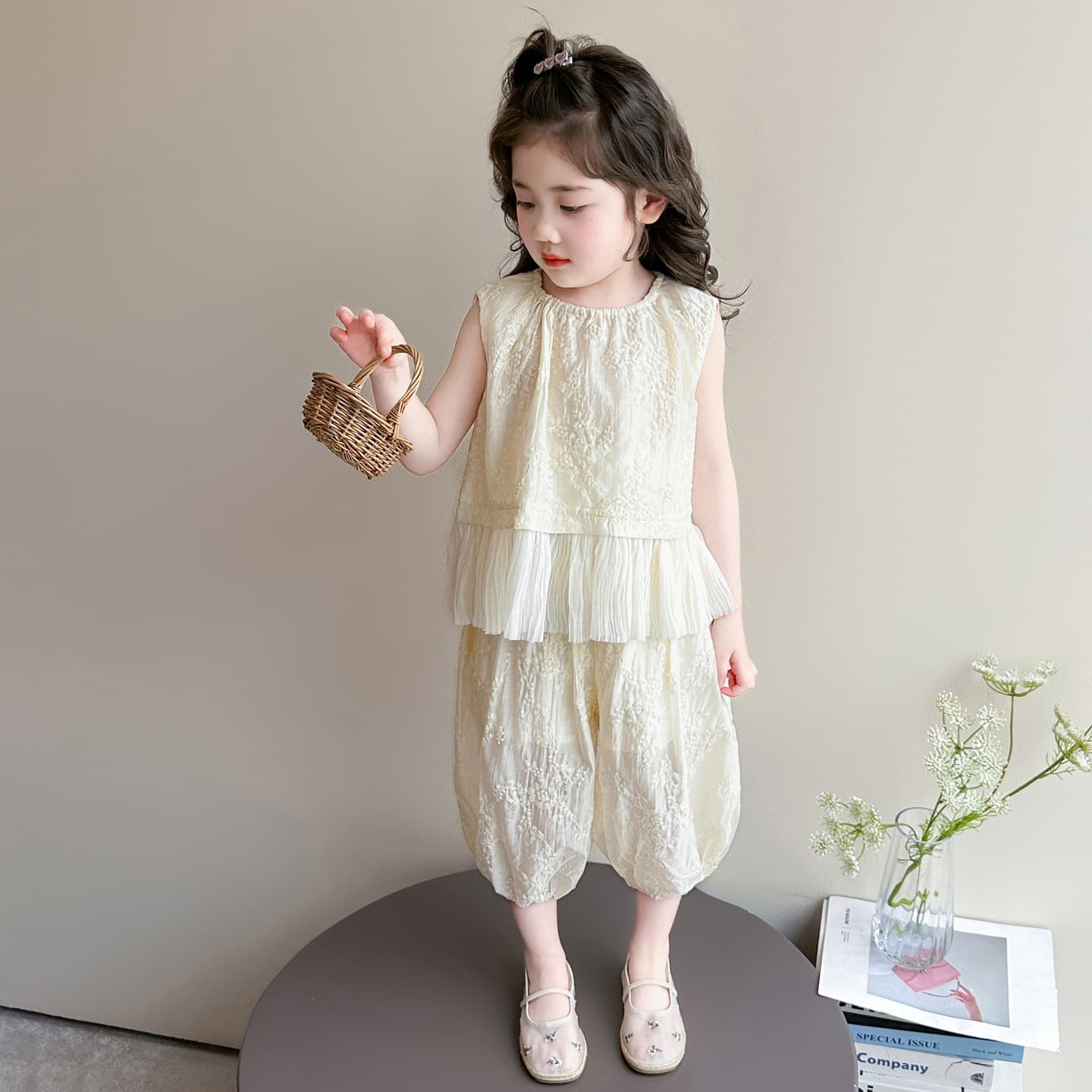 [Korean Suit] Girls Summer Two-piece Embroidered Suit Summer Vest Anti-mosquito Pants Breathable and Trendy Girls