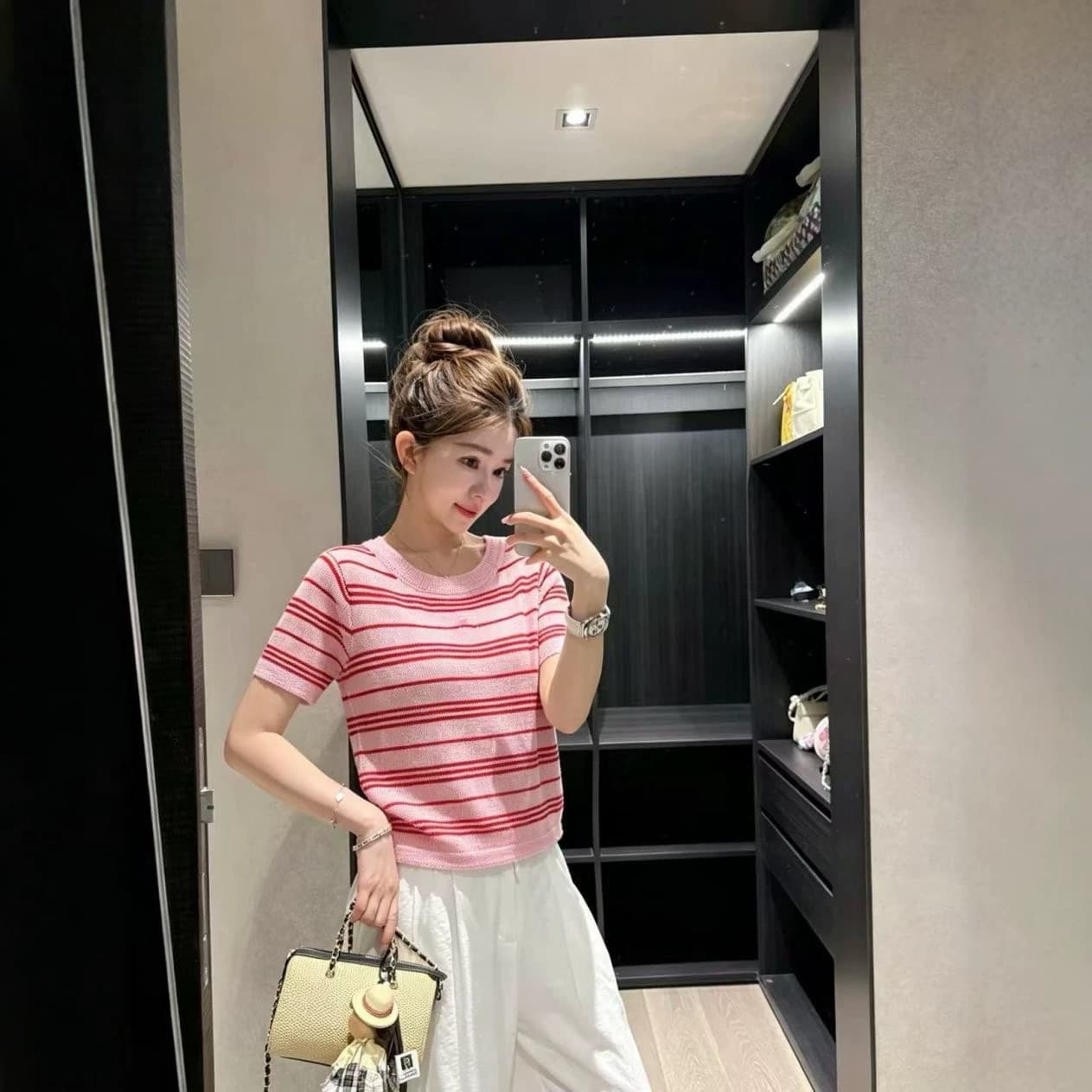 Striped Knit Round Neck Short Sleeve Casual Slimming Versatile Top