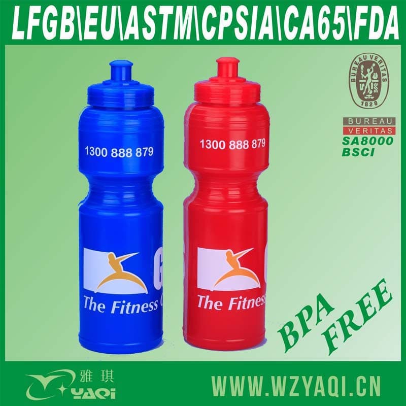 Best-selling 750ml sports water bottle made of food-grade PE plastic material