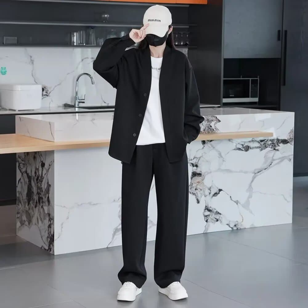 American trendy high-end casual sportswear set for men, spring and autumn, loose fit, plus size, V-neck jacket and trousers, two-piece set.