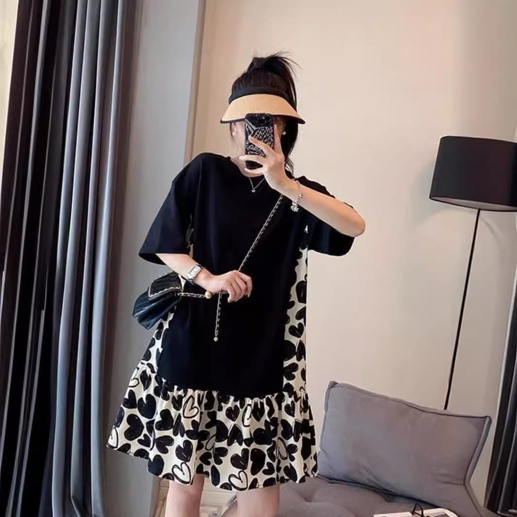 Summer plus-size maternity dress with heart design, new Korean style floral print.