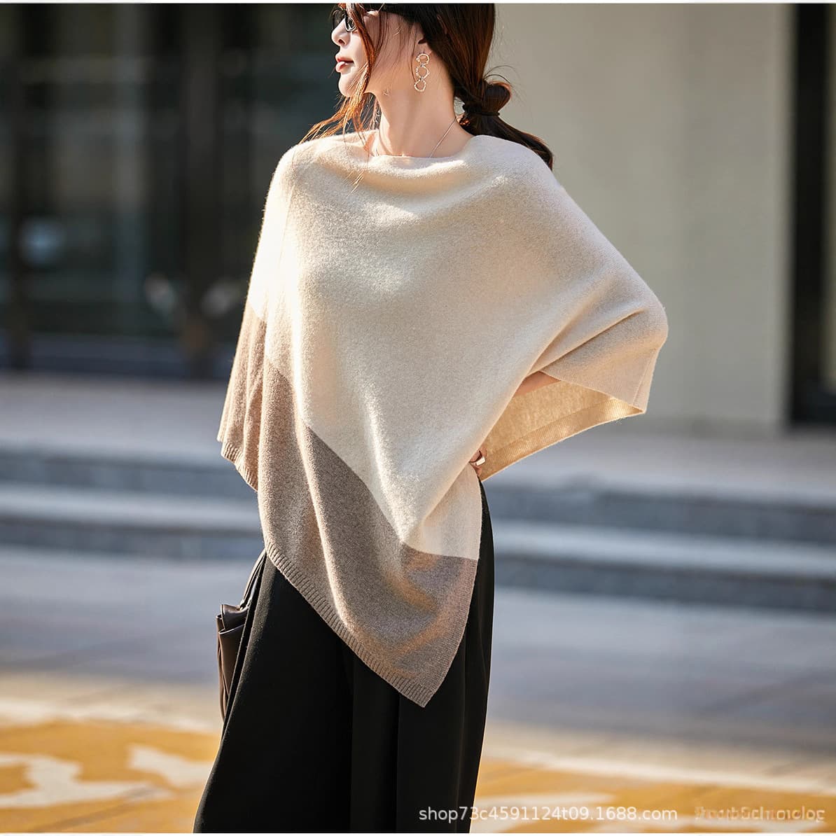 European and American style women's pure wool shawl, new autumn/winter 2025 style pullover fashion knitted outer cape shawl.