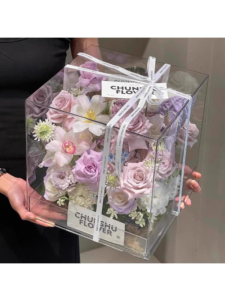 Transparent acrylic flower box square eternal flower gift box empty box flower packaging box money to spend diy gift box