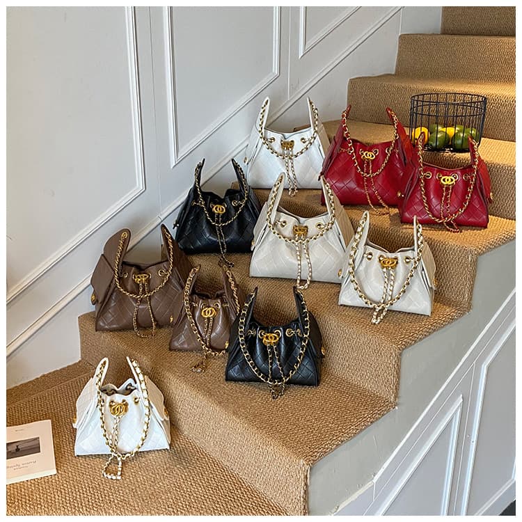 Cross-Border 2025 New Style Small Fragrant Hobo Caviar Hippie Bag Chain Quilted Drawstring Ball Pattern Bucket Armpit Bag