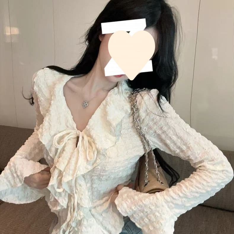 2025 Women's Autumn Bell Sleeve Irregular Shirt, Pure and Sexy V-Neck Top, Ruffled Peter Pan Collar Shirt