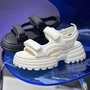 Thick Sole Lightweight Casual Sandals for Women Plus Size 2026 Summer New Velcro Platform Sports Sandals Student Style