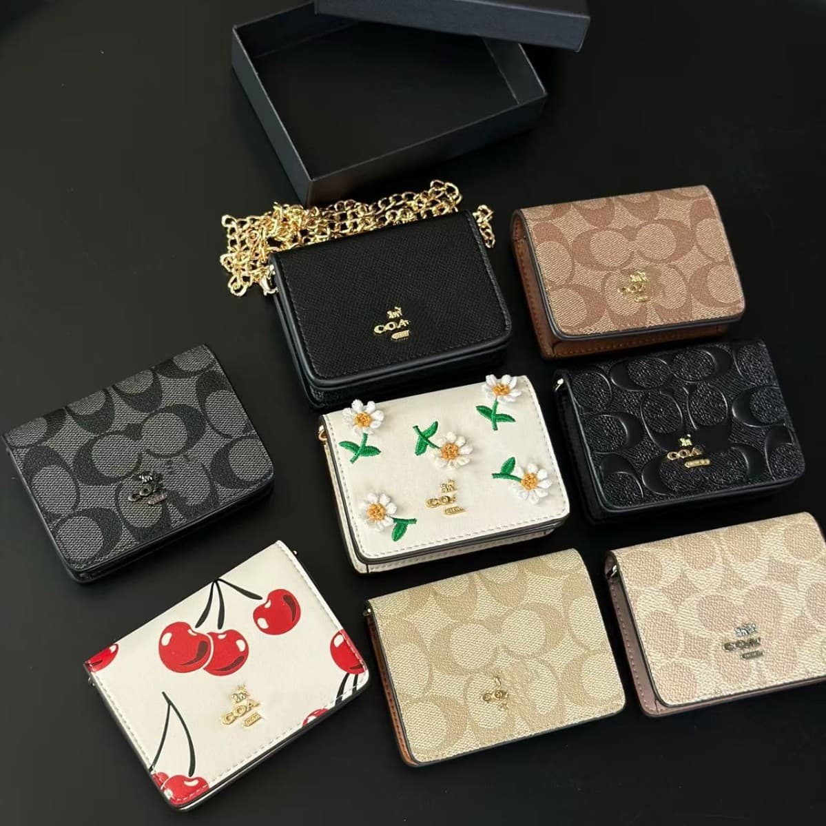 C-Home Chain Coin Purse Compact and Stylish Crossbody Bag
