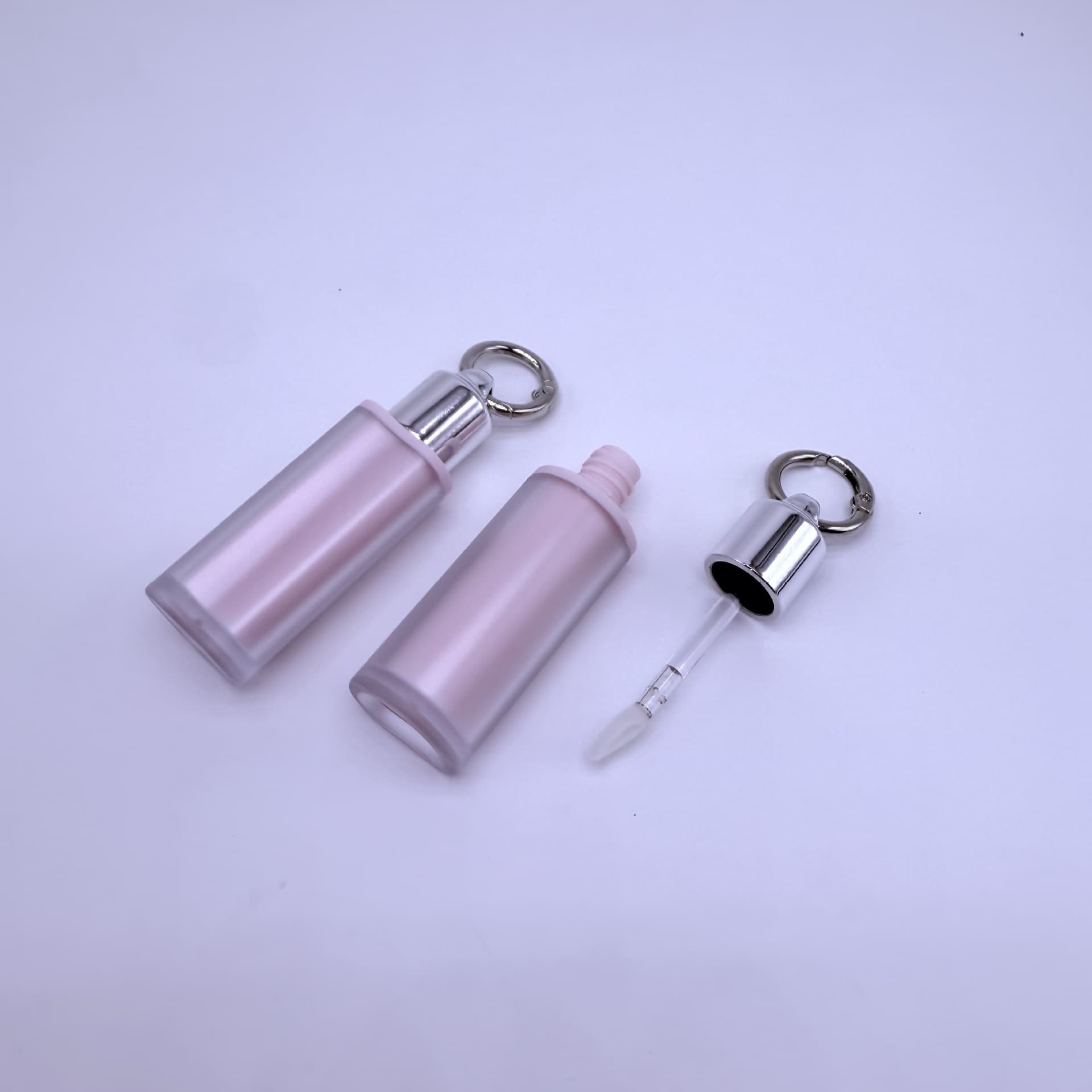 Korean Entropy Keychain Lip Glaze Tube Packaging Material Makeup Pendant Lip Gloss Empty Tube Necklace Lip Glaze Tube Packaging
