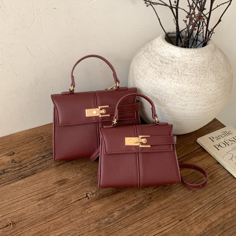 Cross-border niche design spliced color-blocking Kelly-style fashionable shoulder handbag, stylish versatile crossbody bag