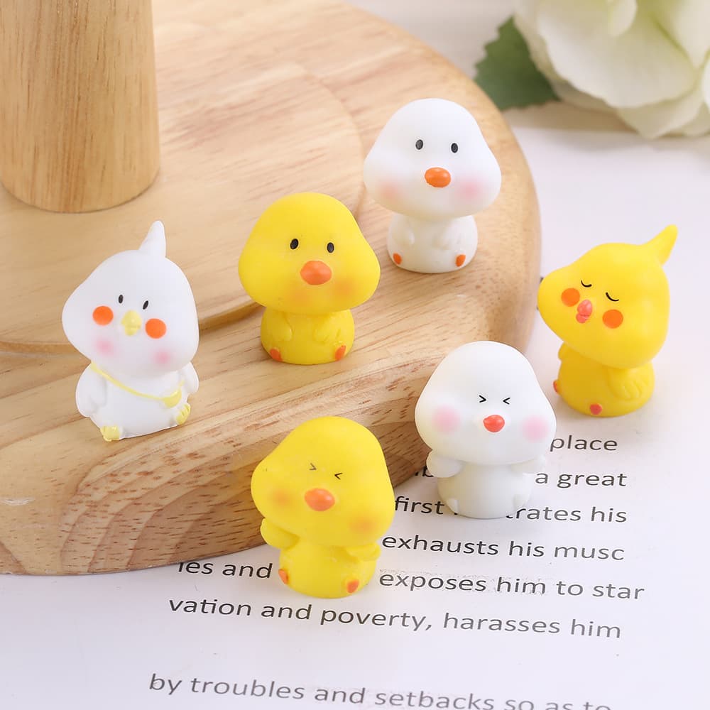 Cute cartoon cute chicken resin doll DIY micro landscape bonsai desktop decorations wholesale