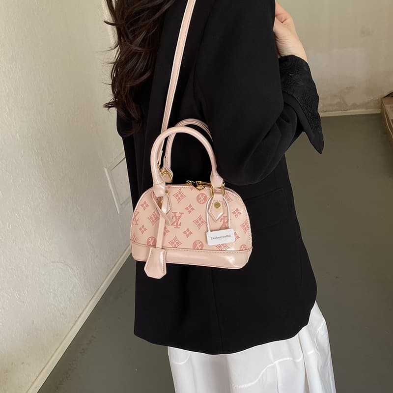 Cross-border textured shell bag 2026 spring new retro contrast color popular shoulder bag fashionable presbyopic crossbody bag for women