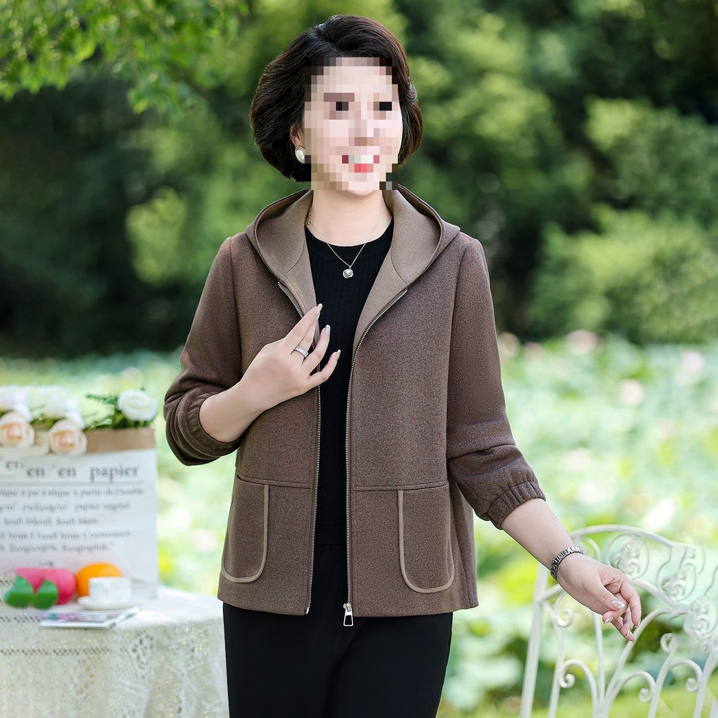 Plus-size, stylish spring and autumn coat for plus-size women, fashionable jacket for middle-aged and elderly women.