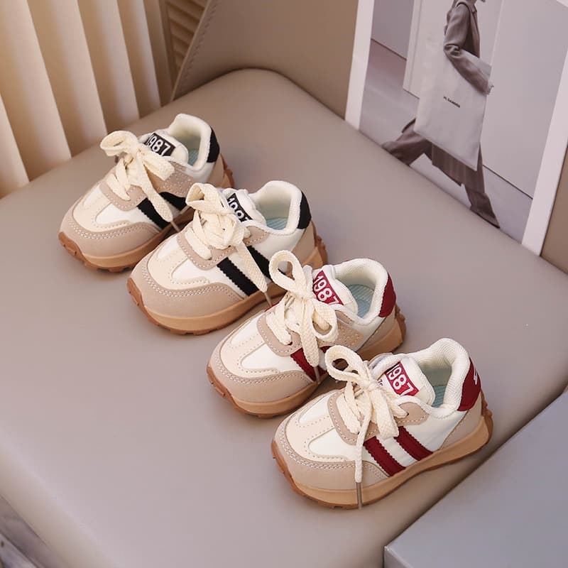 Children's Casual Walking Shoes 2025 Summer New Casual Sports Shoes Boys' Versatile Forrest Gump Shoes Girls' Running Shoes