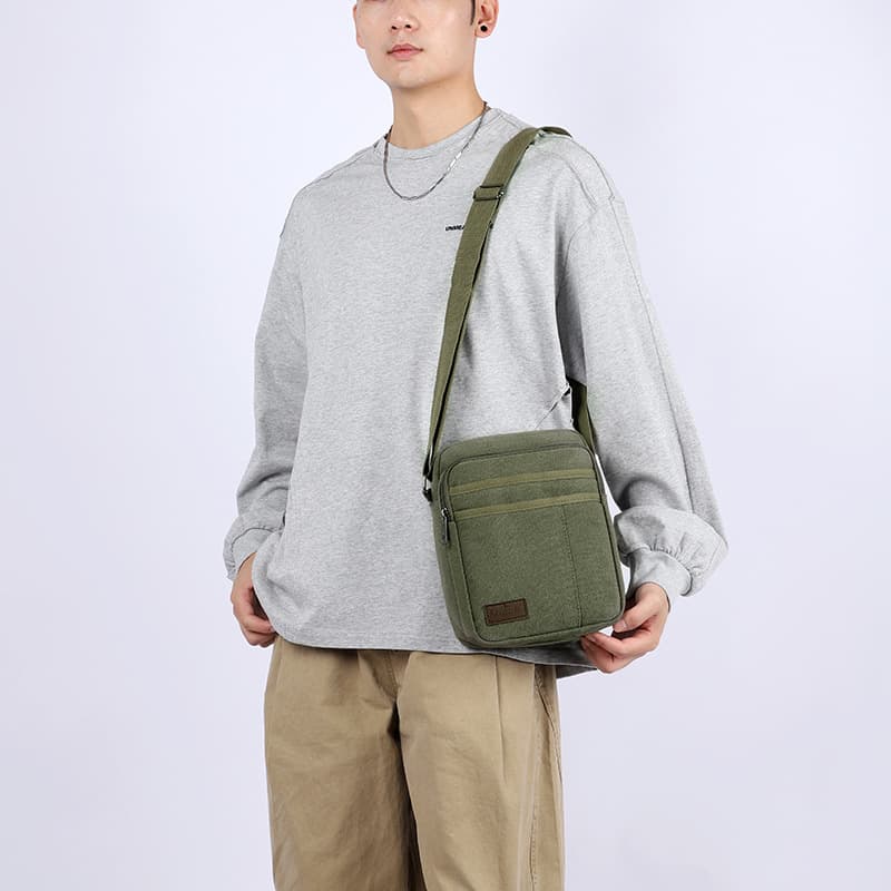 New Messenger Bag Men's Simple Canvas Men's Commuting Casual Small Shoulder Bag Large Capacity Waterproof Wear-Resistant Shoulder Bag