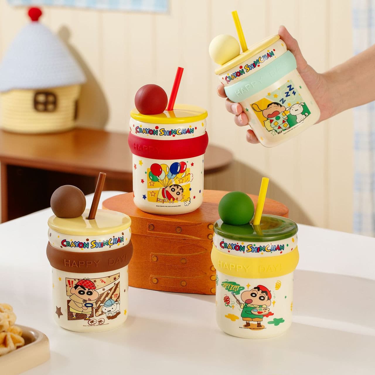 Cute Crayon Shin-chan Ceramic Mug High Aesthetic Water Cup with Lid Birthday Gift for Girls Souvenir Gift