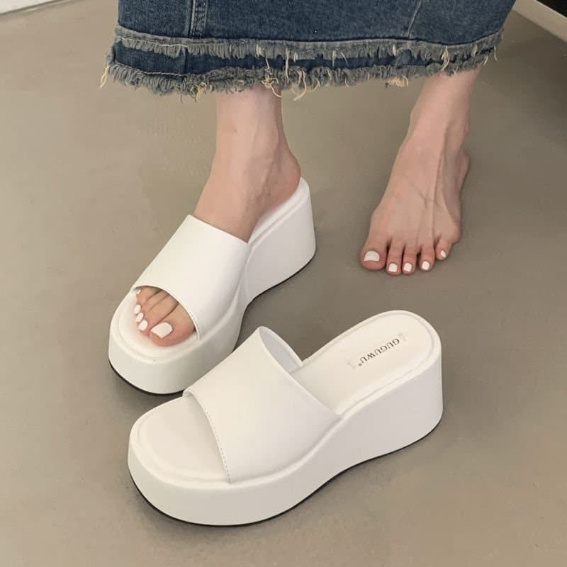 Youth Korean-style Wedge Sandals, High-wear-resistant Material, Platform Wedge Thick Sole Height-increasing Sandals, Soft Sole