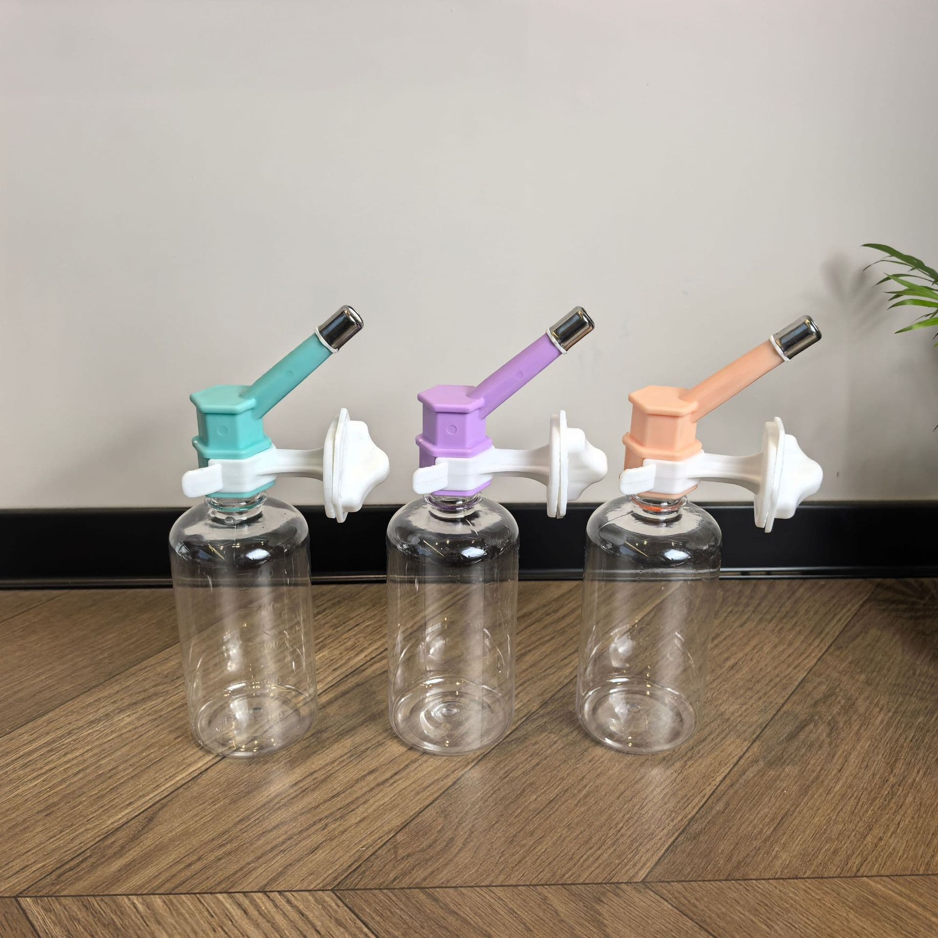 Custom Pet Hanging Water Bottle with Pinch Valve, Cat and Dog Automatic Water Dispenser, Portable for Cage