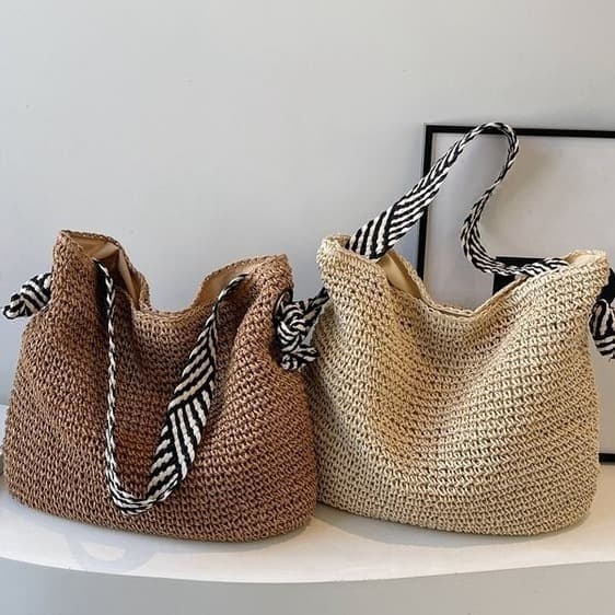 Korean Style Handbag Woven Casual Fashion Mobile Phone Snack Handicraft Grass Weaving Bag Street Trend Medium Size Soft Shoulder Bag