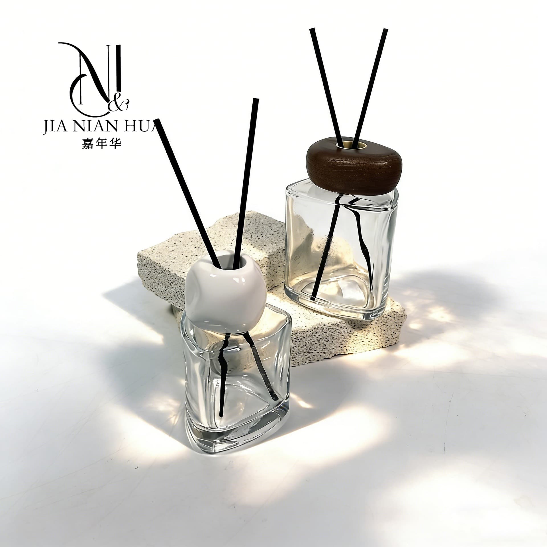 Factory Hot Sale Triangular Transparent Flameless Aromatherapy Glass Bottle Empty Bottle High-End Home Decor