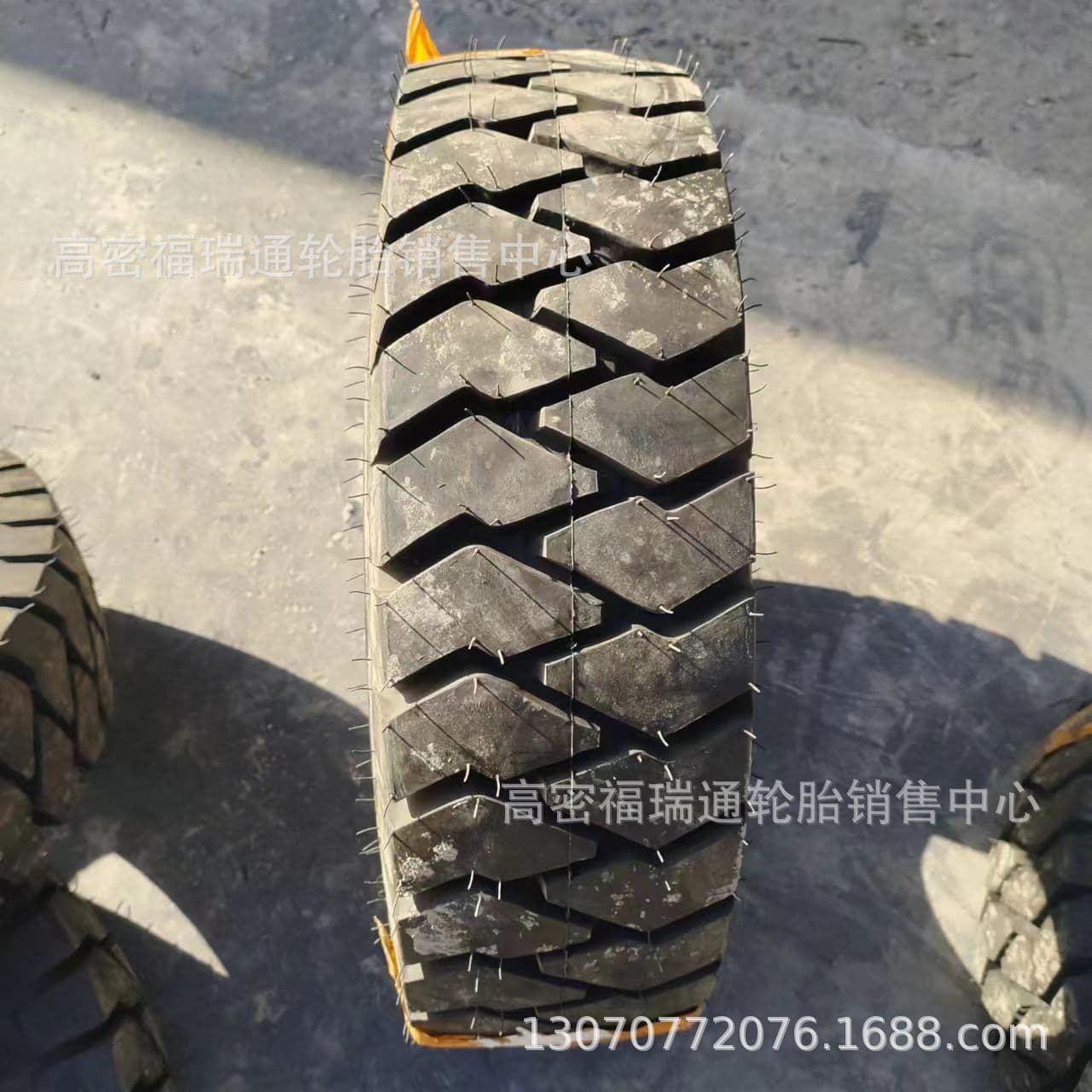 Qianjin industrial forklift tires 7.50-10 NHS off-road bias-ply inflatable, wear-resistant, anti-slip tires, model 750-10.