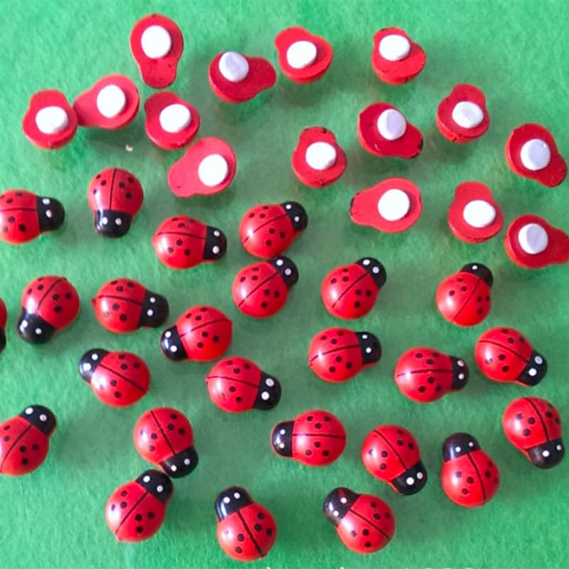 Moss Micro Landscape Ornament Wooden Craft Beetle Ladybug DIY Scenery Home Decoration Accessory