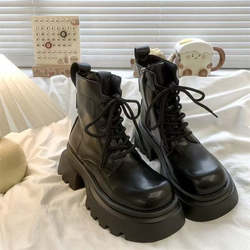 Retro Martin Boots Women's 2025 New Fall Winter Trendy Stylish Versatile Short Heel Chunky Sole British Style Short Boots for Petite