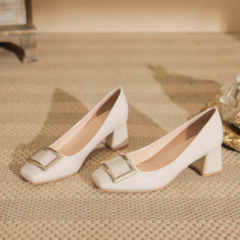 2026 Spring New Square Toe Patent Leather High Heels Women Chunky Heel Off-White Mary Jane Shallow Mouth Mid Heel Shoes