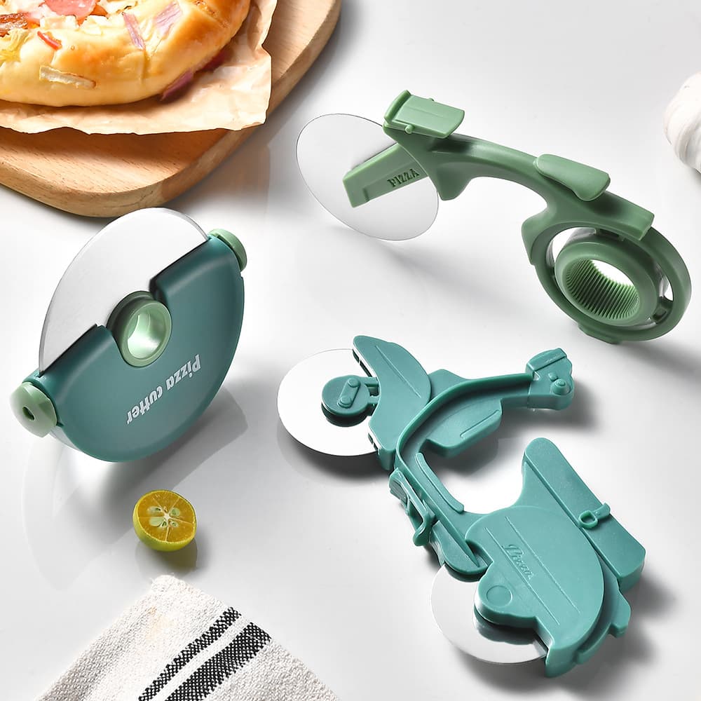 Motorcycle round pizza cutter, roller pizza slicer, double-wheel pizza cutter